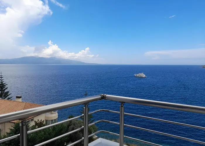 Seaside View Apartment